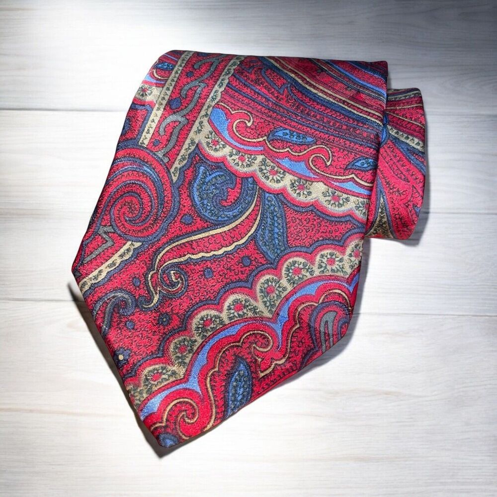 Liberty of London Men's 100% Silk Red Paisley Neck Tie